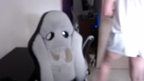 Adam online show from December 5, 2024, 3:39 pm