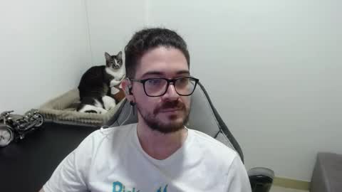 Adam online show from November 24, 2025, 10:37 am