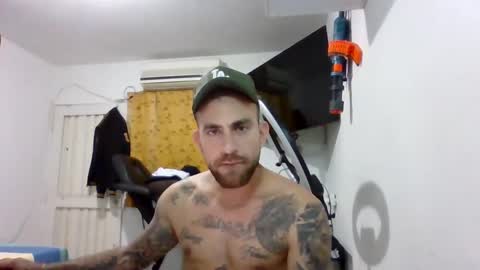 Snapshot of adan_carter chatting on October 7, 2025, 9:23 pm adan_carter online show from October 7, 2025, 9:23 pm