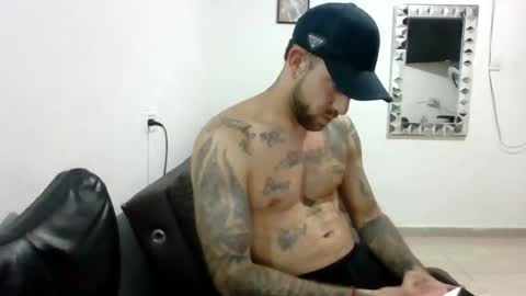 Snapshot of adan_carter chatting on November 24, 2025, 1:16 am adan_carter online show from November 24, 2025, 1:16 am
