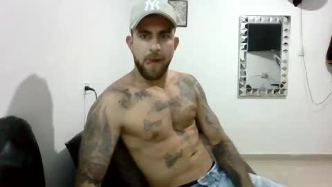 Snapshot of adan_carter chatting on November 26, 2025, 11:28 pm adan_carter online show from November 26, 2025, 11:28 pm