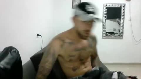 Snapshot of adan_carter chatting on November 29, 2025, 3:53 am adan_carter online show from November 29, 2025, 3:53 am