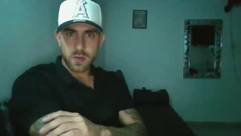Snapshot of adan_carter chatting on January 14, 2026, 12:38 am adan_carter online show from January 14, 2026, 12:38 am