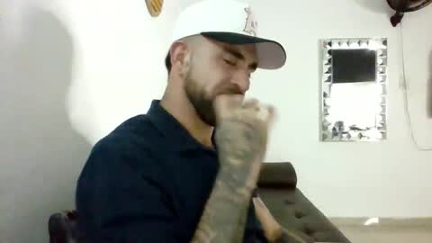 Snapshot of adan_carter chatting on January 18, 2026, 1:09 am adan_carter online show from January 18, 2026, 1:09 am