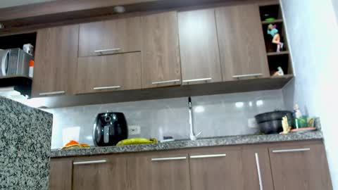 Snapshot of adan_eva960 chatting on January 6, 2025, 7:45 pm eva online show from January 6, 2025, 7:45 pm