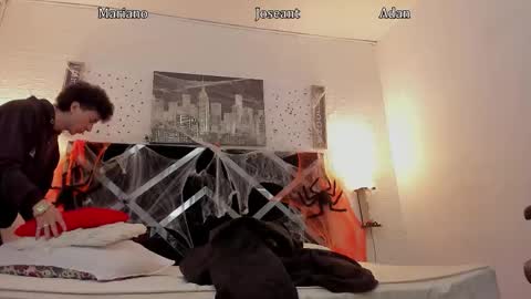 Snapshot of adan_oriol chatting on October 26, 2025, 3:12 am Adan Oriol online show from October 26, 2025, 3:12 am