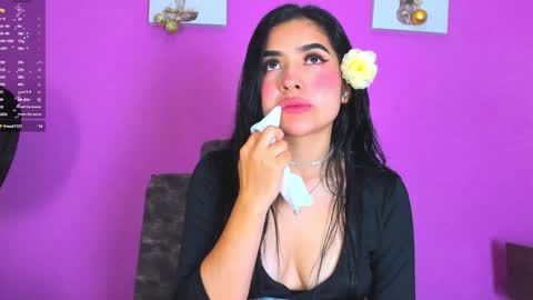 Snapshot of adara_johnson_ chatting on January 25, 2025, 11:44 am Adara Johnson online show from January 25, 2025, 11:44 am