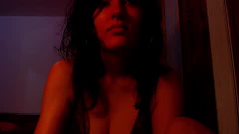 amy        online show from September 25, 2025, 9:24 am