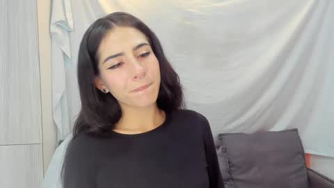 Snapshot of addiflower chatting on December 14, 2025, 4:23 pm addi online show from December 14, 2025, 4:23 pm