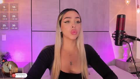 Snapshot of addison_baker chatting on January 12, 2025, 5:44 pm A D D I S O N online show from January 12, 2025, 5:44 pm