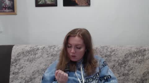 Adel online show from February 4, 2026, 10:21 am