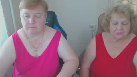 Snapshot of adelandsofia chatting on September 8, 2025, 3:55 pm AdelAndSofia online show from September 8, 2025, 3:55 pm