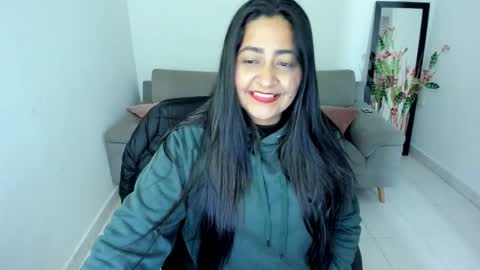 Carolina online show from October 18, 2025, 10:27 am