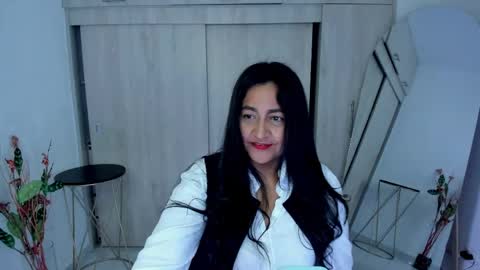 Carolina online show from June 2, 2026, 10:39 am