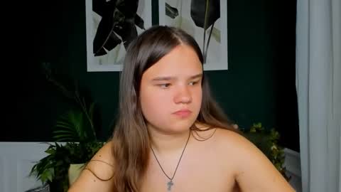 adelecruzz online show from April 27, 2026, 11:52 am