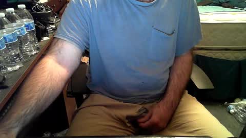 adelhi20 online show from September 20, 2025, 1:17 am