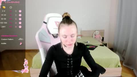 Adelina online show from September 16, 2025, 9:43 am