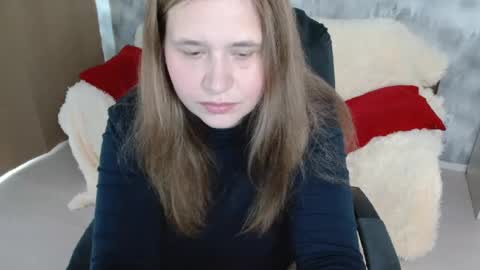 adelinalawson online show from June 14, 2026, 8:05 am