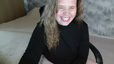 adelinalawson online show from June 27, 2026, 12:22 pm