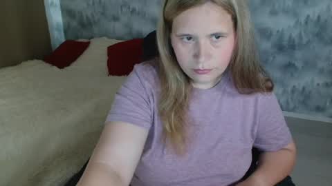 adelinalawson online show from July 30, 2026, 9:19 am