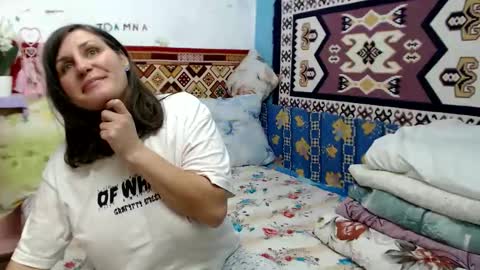 Snapshot of adelineblueeyes chatting on November 7, 2025, 12:05 pm Larisa online show from November 7, 2025, 12:05 pm