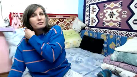 Snapshot of adelineblueeyes chatting on November 17, 2025, 9:59 am Larisa online show from November 17, 2025, 9:59 am