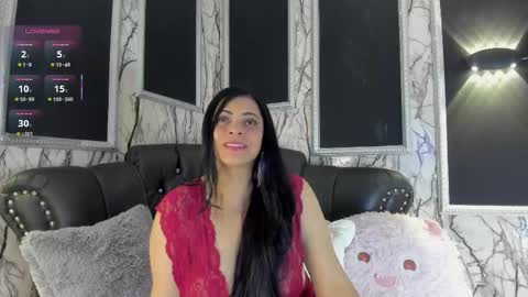 adelinemoretti online show from January 6, 2026, 6:11 pm