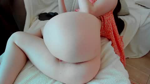 Snapshot of adelinemur chatting on June 22, 2026, 4:20 am Amy online show from June 22, 2026, 4:20 am