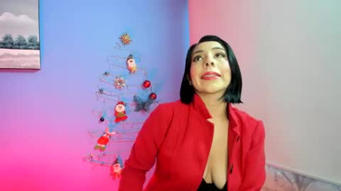 Adelle online show from December 28, 2024, 11:30 am