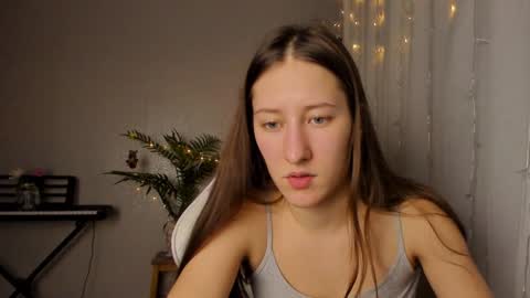 Snapshot of adellqueen chatting on January 30, 2025, 10:30 pm Adell online show from January 30, 2025, 10:30 pm