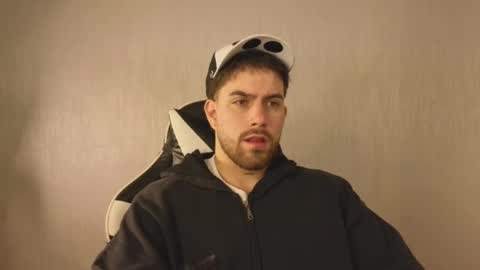 Snapshot of ades_lowe chatting on November 13, 2025, 11:31 am Ades online show from November 13, 2025, 11:31 am