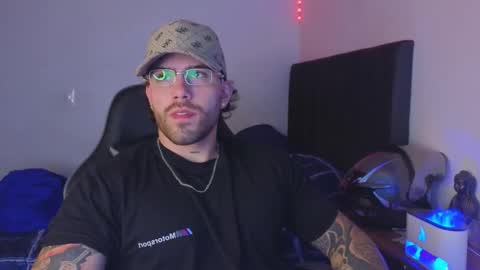 Ades online show from January 14, 2026, 5:24 am