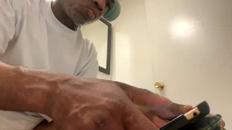 adick_ting online show from June 16, 2026, 5:43 am