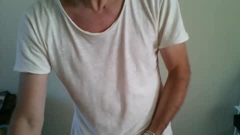 Snapshot of adj71 chatting on September 14, 2025, 2:38 pm ADJ777 online show from September 14, 2025, 2:38 pm