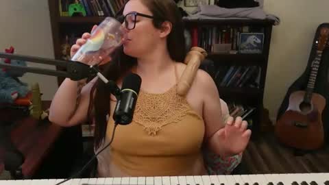 Snapshot of adobe_angel304 chatting on March 7, 2025, 12:37 am adobe_angel304 online show from March 7, 2025, 12:37 am