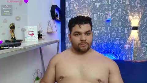 ADONIS online show from October 7, 2025, 11:02 pm