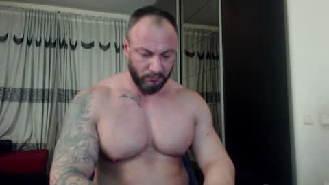 adonis_dionysos online show from February 20, 2025, 7:19 pm