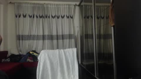 adonis_dionysos online show from January 18, 2026, 11:52 pm