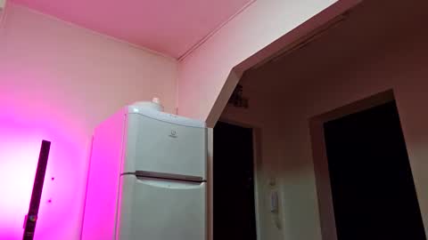 Snapshot of adonis_msc chatting on November 9, 2025, 11:58 pm Adonis online show from November 9, 2025, 11:58 pm