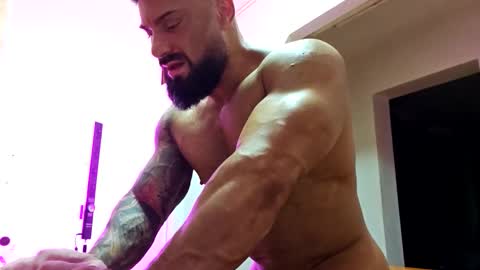 Snapshot of adonis_msc chatting on November 27, 2025, 12:35 am Adonis online show from November 27, 2025, 12:35 am