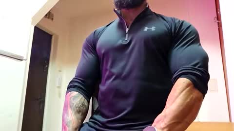 Snapshot of adonis_msc chatting on May 7, 2026, 3:06 pm Adonis online show from May 7, 2026, 3:06 pm