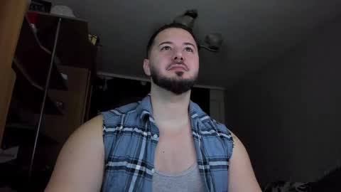 Snapshot of adonislovely chatting on January 1, 2025, 4:29 pm Adonis Steel online show from January 1, 2025, 4:29 pm