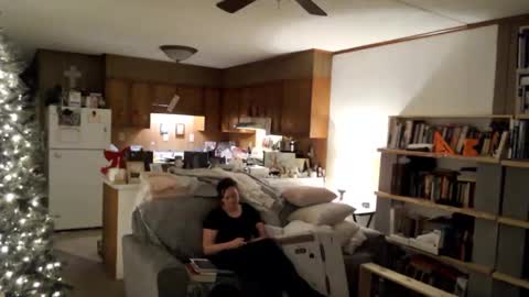 Snapshot of adorable22 chatting on December 18, 2024, 6:21 am adorable22 online show from December 18, 2024, 6:21 am