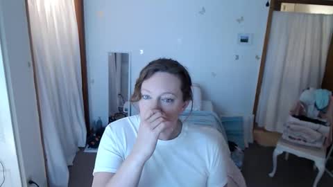 adorable22 online show from June 9, 2026, 12:06 pm