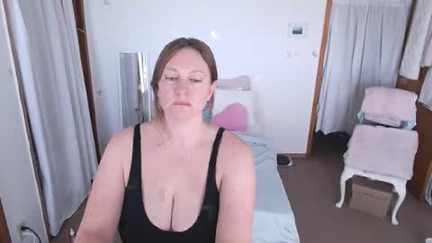 adorable22 online show from June 15, 2026, 10:01 pm