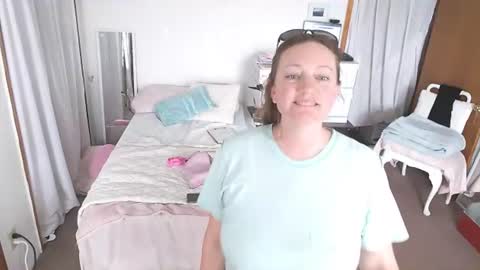 adorable22 online show from June 23, 2026, 5:44 pm