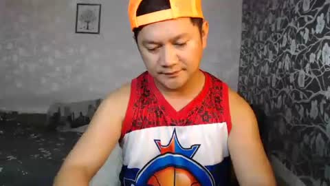 adorableasianboy online show from May 8, 2026, 5:24 am