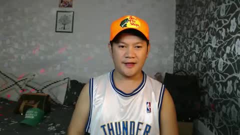 adorableasianboy online show from May 10, 2026, 7:35 am