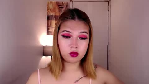 adorabletsforyouxx online show from October 6, 2025, 6:05 pm