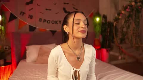 Snapshot of adoracortes chatting on October 31, 2025, 5:08 am adoracortes online show from October 31, 2025, 5:08 am